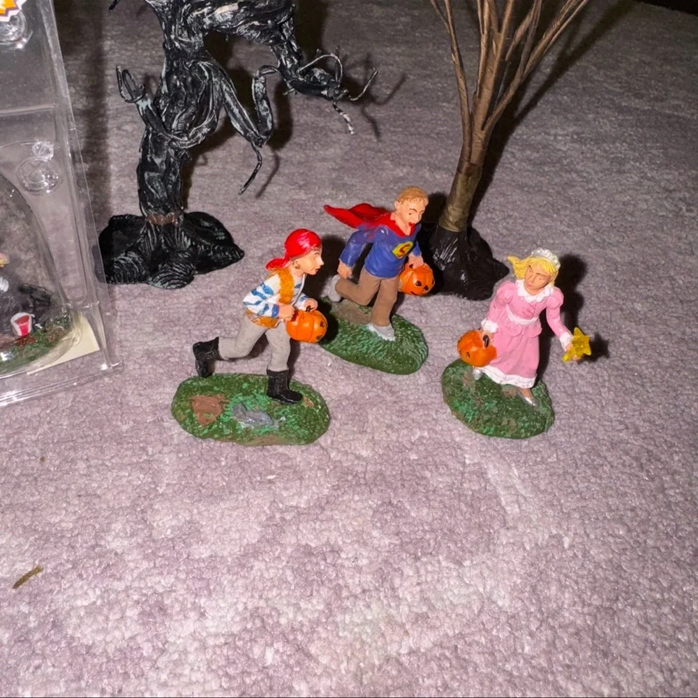 Lemax Retired Rare Trick or Treaters Grim Reaper Trees Set Lot Spooky Town